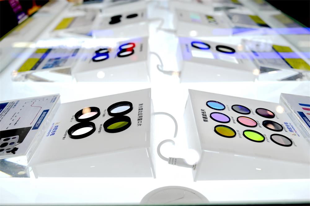 高品質(zhì)濾光片 高品質(zhì)濾光片